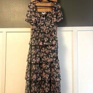 Gracelynn Tiered Short Sleeve Floral Maxi Dress, size M, ASTR the Label brand